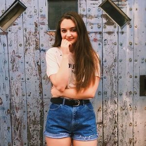 Meet your Posher, Madison